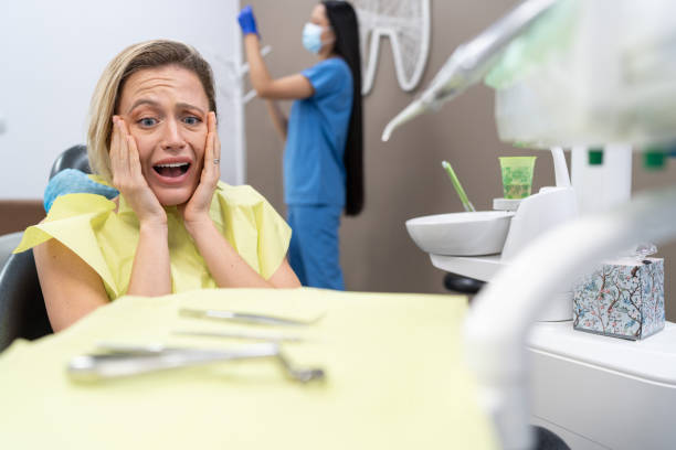 Best Emergency Tooth Extraction in Roberta, GA
